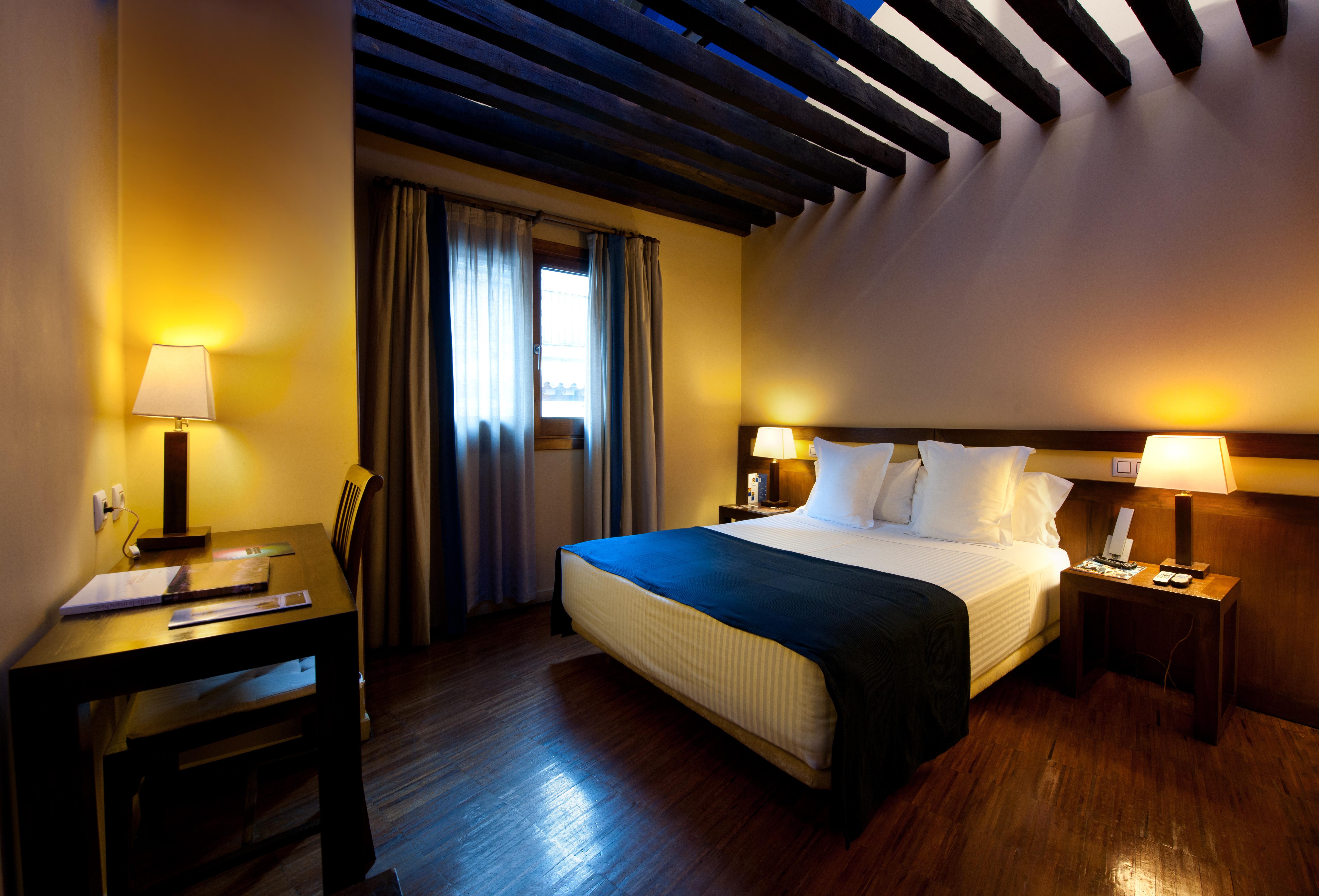 Abad Toledo Hotel Exterior photo
