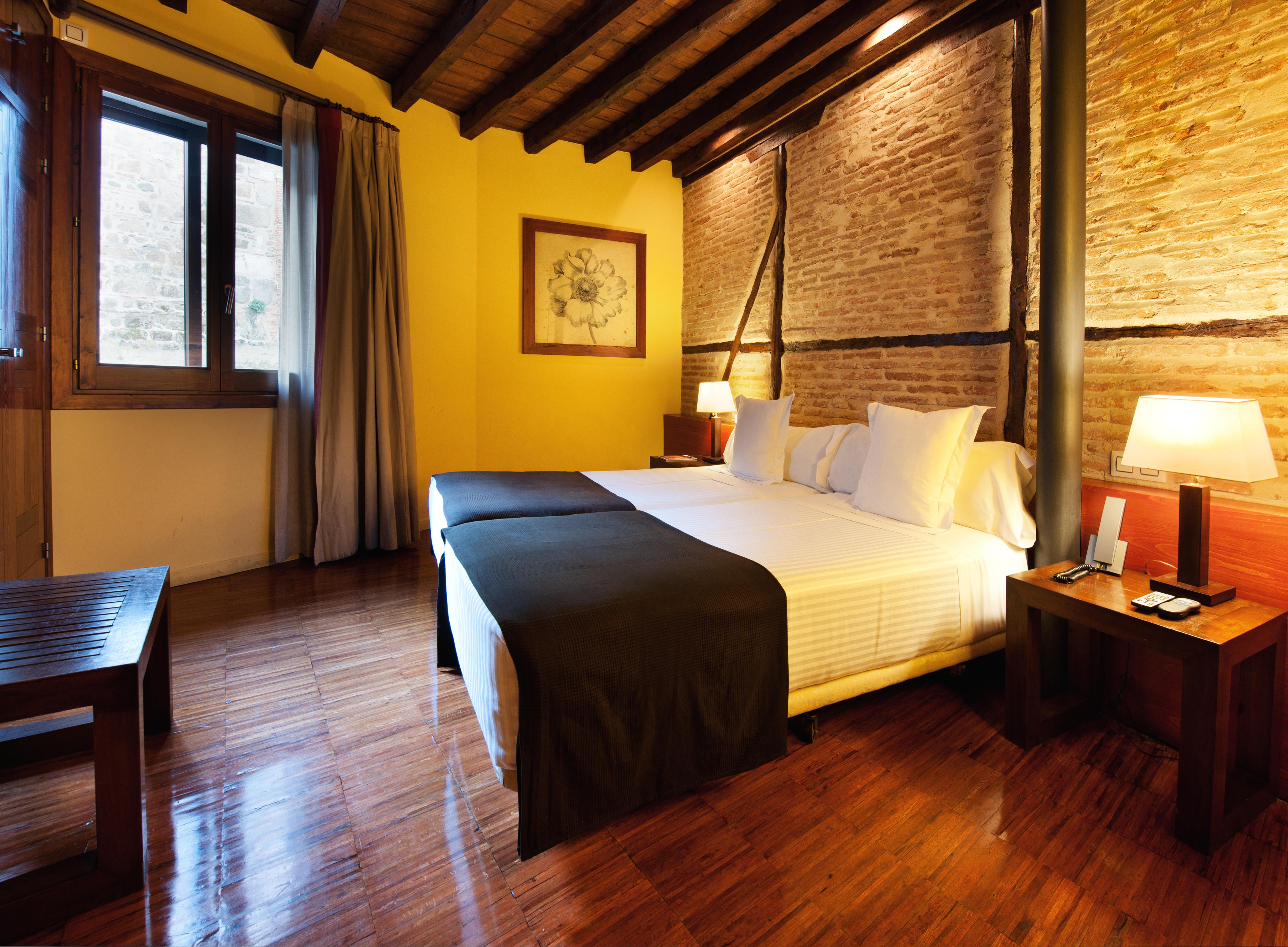Abad Toledo Hotel Exterior photo