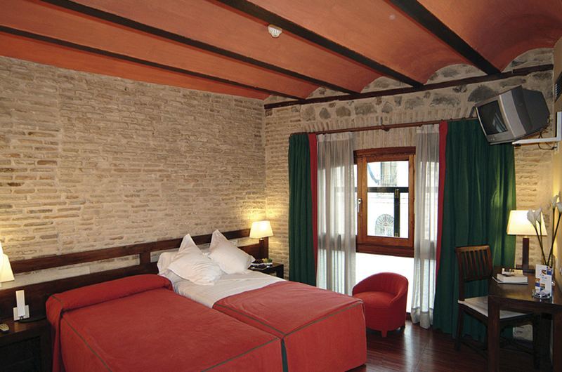 Abad Toledo Hotel Exterior photo